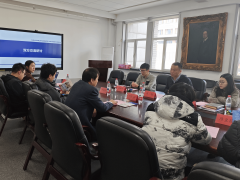 关工做担任人以及博士生代表参取座谈